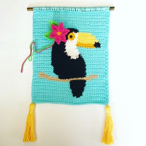 Crochet Toucan Wall Hanging Crochet Wall Hanging Pattern, Tapestry Crochet, Toucan Pattern image 3