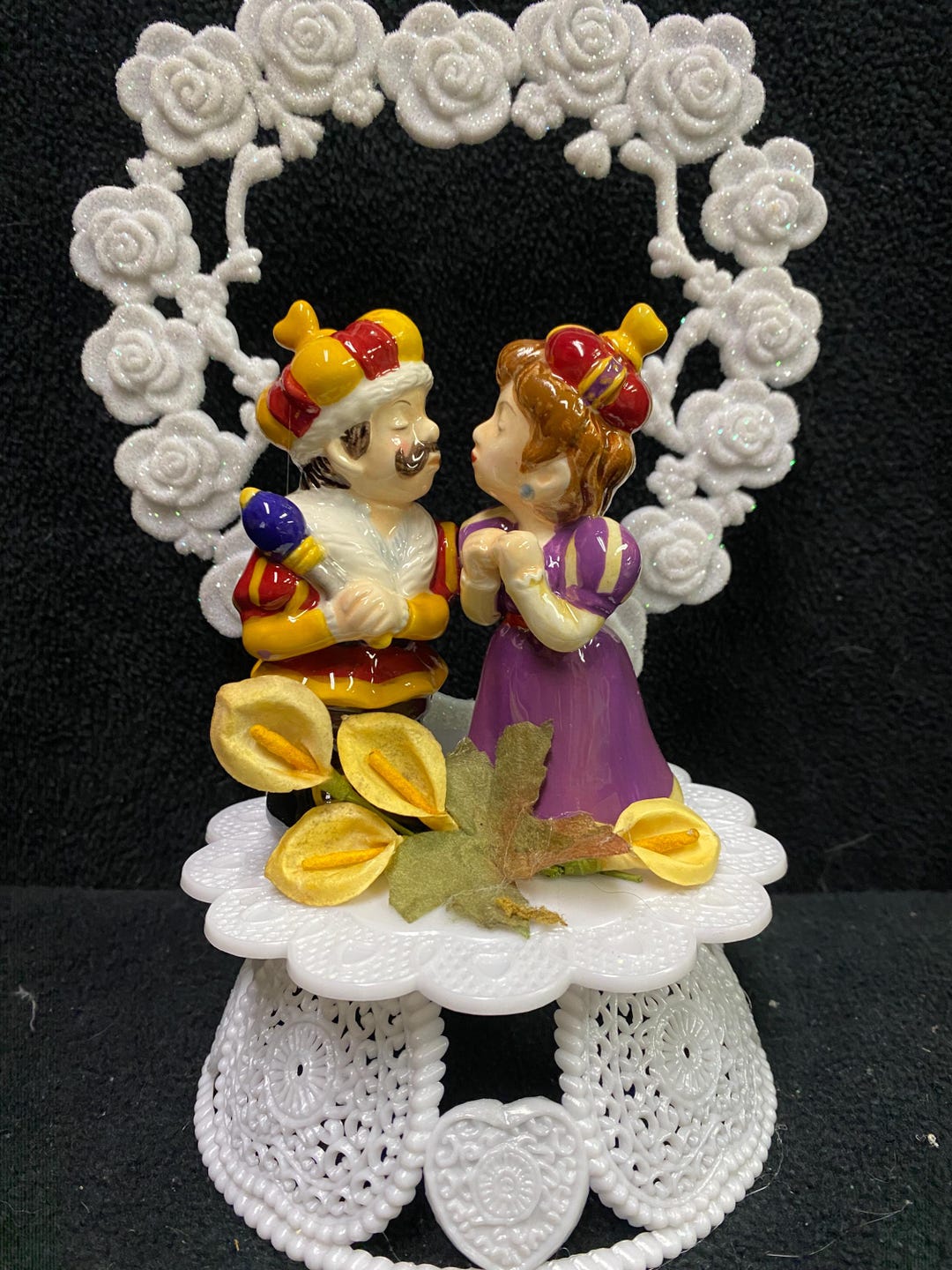Disney Sleeping Beauty Wedding Cake Topper. Princess Aurora and Prince Phillip Centerpiece Decoration. A Great Keepsake for Your Memories