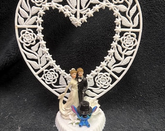 Sweet Bride and Groom figure with Despicable fun Me Minion Wedding Cake Topper Groom top funny.