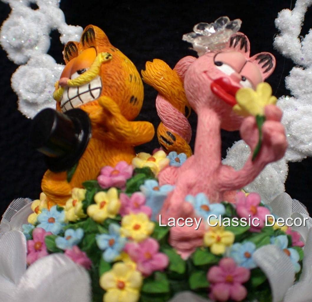 Garfield & Arlene KISS Wedding Cake Topper  Cat Kitty adorable Funny Porcelain 