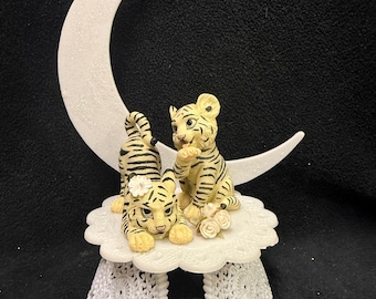 Adorable Nature White  lion tiger  cubs moon Wedding Cake Topper groom top Funny Africa  engagment, shower, hunting Wild