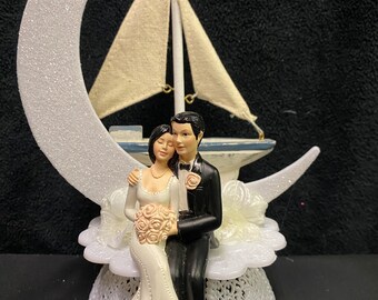 Romantic Sail boat sailing Wedding Cake Topper ocean Sea Beach Tropical star fish Nature Groom top Dark hair bride and groom figurine