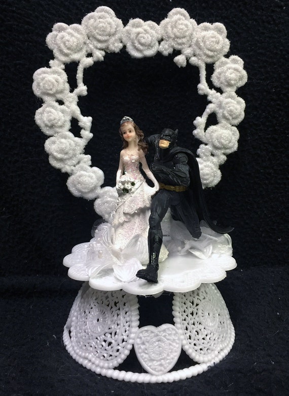 SEXY Batman  with Bride D C Comic Wedding  Cake  Topper 