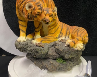 Tiger Wedding Bride and Groom cake Topper Groom TOP africa animal nature Born Free but now getting Married Music box keep sake