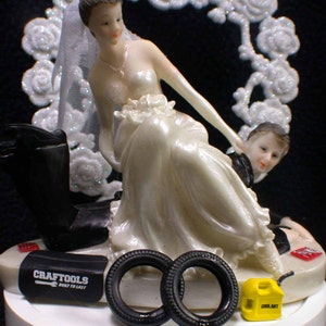 Car AUTO MECHANIC tools Wedding Cake Topper Bride & Groom top tire FUNNY Racing Time to go image 2