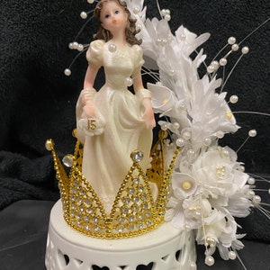 Gold Crown Quinceanera 15 Birthday Cake Topper Beautiful porcelain figurine Sweet Calla Lily Pearls Centerpiece Decoration Wedding top
