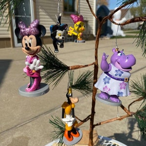 5 PIECES of Disney Minnie Mouse and her girlfriends Deluxe Lot Mini Tree Ornaments Decoration decor Holiday halloween