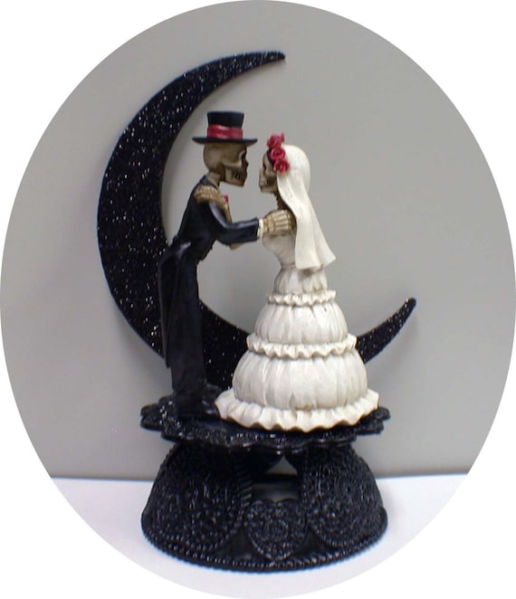 Halloween Zombies Bride and Groom top Wedding Cake Topper Funny Scary Headless Halloween Zombies Bride and Groom top Wedding Cake Topper Funny Scary Headless