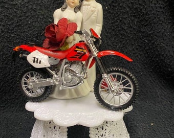 Sexy rouge Off Road Dirt Bike Moto mariage Gâteau topper Honda athlétisme groom top couleur de cheveux plus foncée