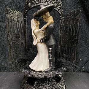 Mexican Slumberous Day of the DEAD Halloween Wedding Cake Topper Skeleton top Groom top Black gateway