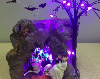 Haunted CAVE Working Lights Wedding Cake Topper Halloween Groom Top Skeleton Day of the Dead Funny Bats Tree Purple light Skull