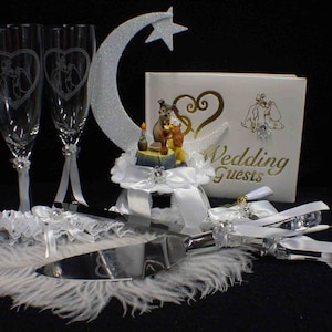 Lady and The Tramp. Wedding LOT Cake Topper, Toasting Glasses, Server & Knife set,
