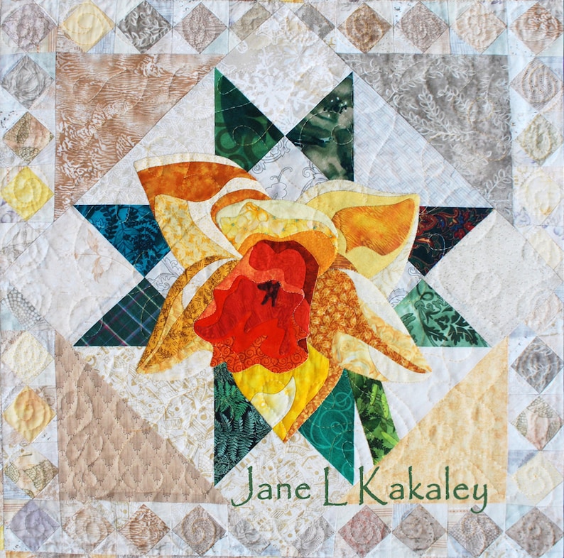 Quilt Pattern Daffodil Applique Art Quilt Pattern Immediate Download PDF image 1