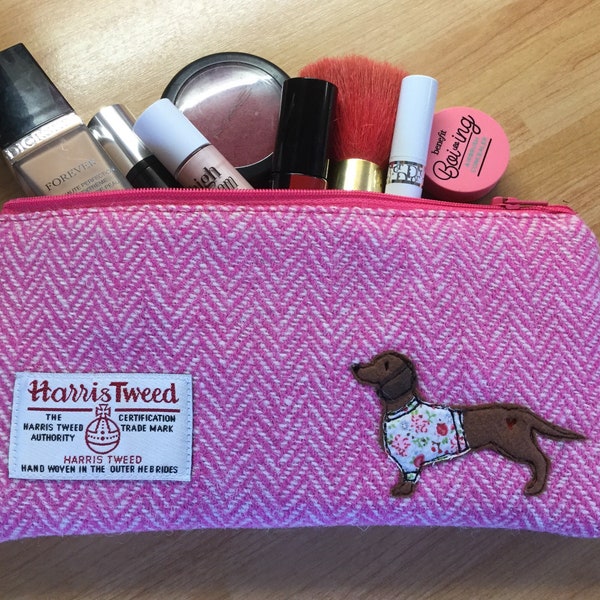 Pink Herringbone Harris Tweed makeup bag, dachshund case, zipped makeup case, dachshund lover, doxie dog, large make up bag, toilet bag