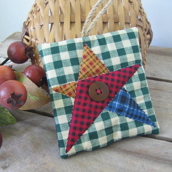 Hand Quilted Star Bowl Filler or Ornament, Patchwork Look, Farmhouse Tree Trim, Primitive Rustic Decoration, SnowNoseCrafts