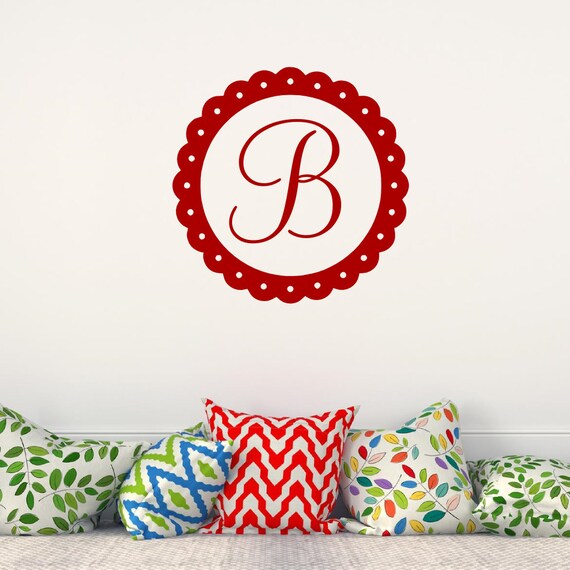 Personalized Scallop Monogram Circle Letter Vinyl Decal