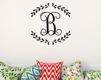 Monogram Decal Laurel Wreath Decorative Border, Elegant Vine Font Single Initial, Personalized Fancy Vinyl Lettering Wall Decor