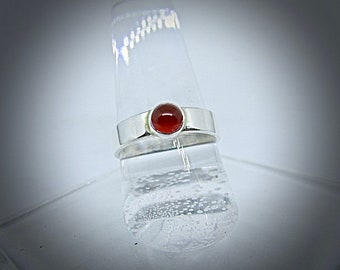 silver ring with carnelian cabochon