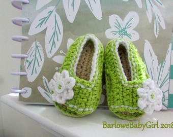 NEW - Buggs - Crochet Girl's Side Button Closure w/ Flower Accent Sandal in Lime green and White - Customize Your Color