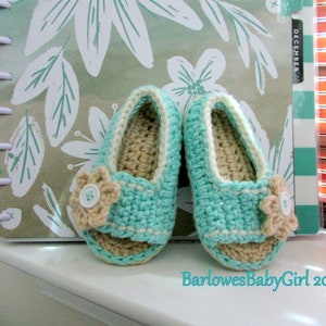 NEW Pattern Crochet Side Button Flap Sandals For Baby Instant Download image 1