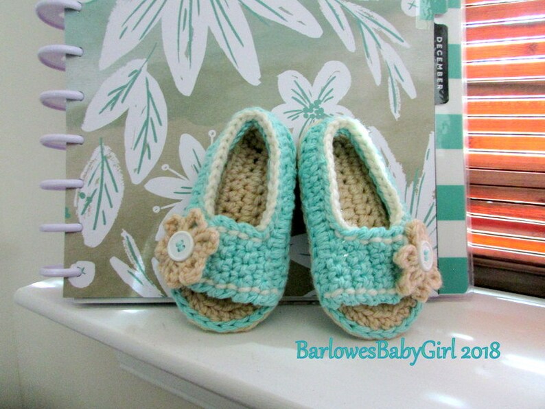 NEW Pattern Crochet Side Button Flap Sandals For Baby Instant Download image 1