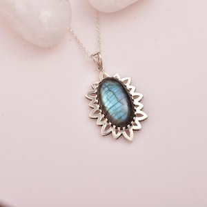 Statement Labradorite Necklace, Oval Gemstone Silver Pendant, Unique Boho Labradorite Jewelry, Handmade Flower Pendant, Anniversary Gift