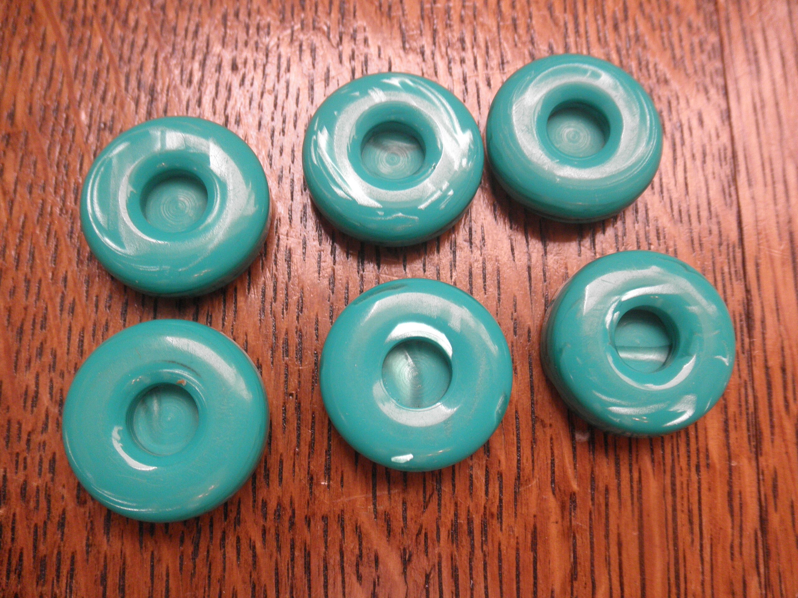 6 Vintage Jade Green Plastic Buttons - Etsy