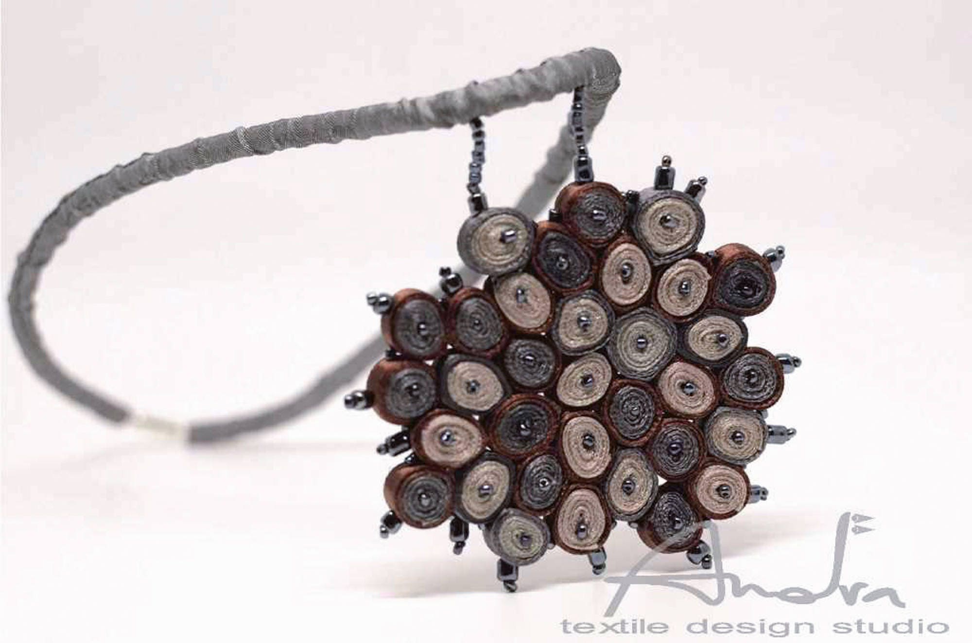 Jaberr Dotted Necklace main image 1