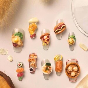 Miniature Food Press On Nails 3D Realistic Pizza Ramen Sushi Dim Sum Art Nails Quirky Custom Handmade Reusable Fake Nails Luxury