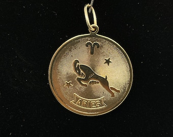 1970s Vintage 1.25” Aries Medallion Pendant Gold Tone Astrology Witch Witchcraft Horoscope Birthday April March Zodiac
