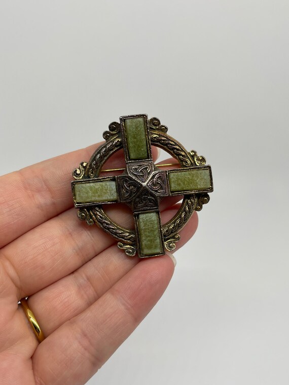 Beautiful Vintage 1980’s MIRACLE Green Cross Pend… - image 5