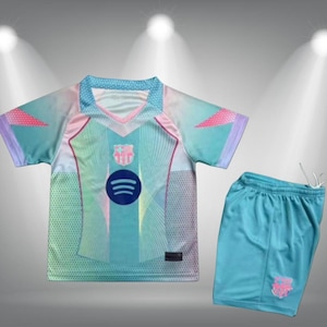 Kids Soccer - Ensemble de football / Barcelone rose et bleu - Édition spéciale (short ET t-shirt inclus)