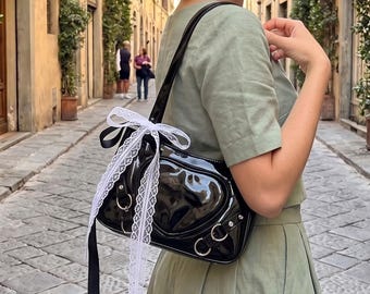 Mini Ita Bag Crossbody, Kawaii Pin Display Bag, Transparent Window Anime Shoulder Bag, Cute Ita Purse for Pins, Plushies & Charms