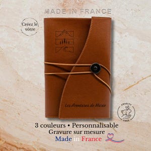 Carnet de voyage personnalisable cuir végan – Cahier & stylo inclus – Made in France – Cadeau original homme femme - 3 coloris - Gravé
