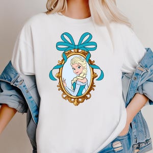 Camiseta de la Reina Elsa para mujer / Camiseta de Frozen de Disney / Camiseta gráfica de Elsa / Camiseta de la Reina de Hielo / Linda camiseta de princesa Disney para adultos / Conjunto de parque