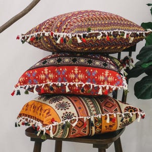 Boho pillow cover Ethnic cushion cover Tribal decorative pillow Tassel pillow case Colorful throw pillow