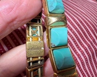 Stella & Dot Sawyer Stone stretch bracelet with turquoise colored stones