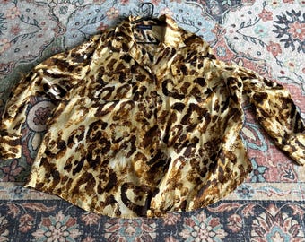 Barely worn Jones New York signature animal print blouse 3x