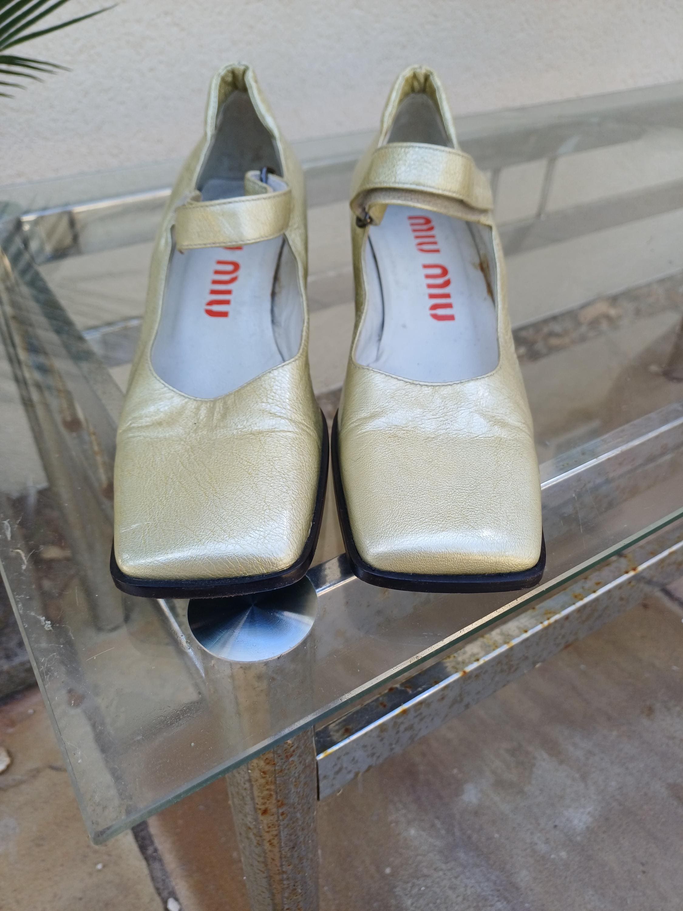 miumiu ヴィンテージ　シューズ カーキ 楽天市場】ミュウミュウ MIUMIU ニューバランス 24SS スウェード