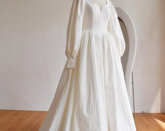 Vintage Ivory Cotton Long Sleeve Bridal Gown /Classic Wedding Dress: Basque Waistline Costume Dress