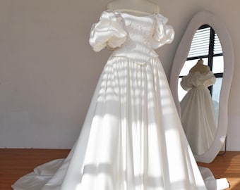 Abito da sposa/ricevimento in pizzo con perline, 2 pezzi: abito da sposa con corsetto/gonna da sposa/mantello bicipite