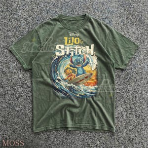 Vintages Lilo & Stitch 90er Jahre Grafikdesign Comfort Colors® Tshirt, D1sney Surfing Retro Faded Tee, Ohana Y2k Streetwear, Cartoon Liebhaber Geschenk Bild 7