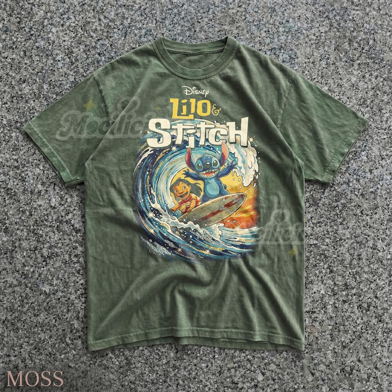 Vintages Lilo & Stitch 90er Jahre Grafikdesign Comfort Colors® Tshirt, D1sney Surfing Retro Faded Tee, Ohana Y2k Streetwear, Cartoon Liebhaber Geschenk Bild 7