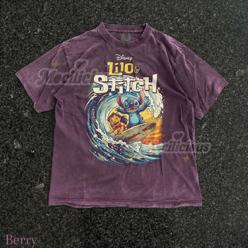 Vintages Lilo & Stitch 90er Jahre Grafikdesign Comfort Colors® Tshirt, D1sney Surfing Retro Faded Tee, Ohana Y2k Streetwear, Cartoon Liebhaber Geschenk Bild 6