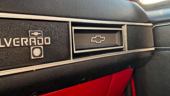 Chevy squarebody AC delete vent