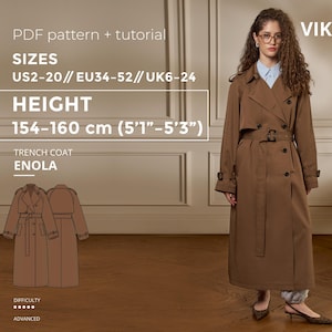 Pode incluir: Uma mulher usando um trench coat marrom. A imagem inclui o texto "PDF pattern + tutorial", "TAMANHOS EU34-52", "ALTURA 154-160 cm (5'1"-5'3")" e "TRENCH COAT ENOLA". O nível de dificuldade é avançado.