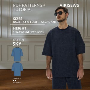 Può includere: Una t-shirt blu scuro a maniche corte con scollo rotondo. L'immagine include il testo: PDF PATTERNS + TUTORIAL, VIKISEWS, SIZES EU38-54, HEIGHT 186-192 CM, T-SHIRT SKY e DIFFICULTY BEGINNER con due punti per il livello principiante.