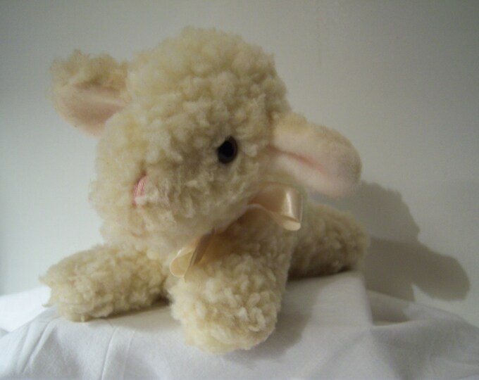 Vintage Eden Lamb Wind up Musical With Moving Head Etsy