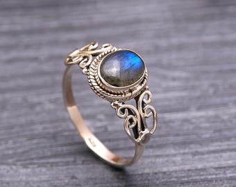 Labradorite Sterling Silver Ring | Vintage Floral Boho Jewelry
