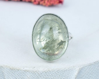 Anillo de cuarzo rutilado verde hecho a mano: joyería bohemia de plata de ley